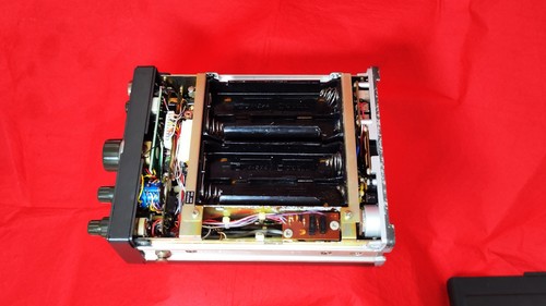 Yaesu FT-290R Transceiver with DC Lead and Manual - Afbeelding 10 van 10