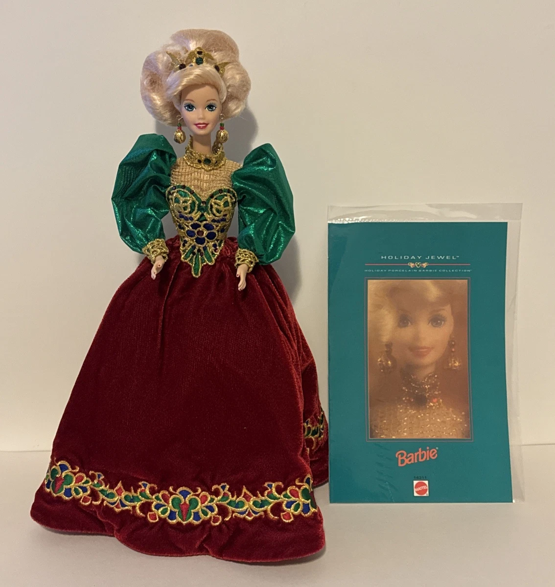 バービー　お正月　1995年 Holiday Barbie 1995 Year Manufactured Barbie Dolls & Doll Playsets