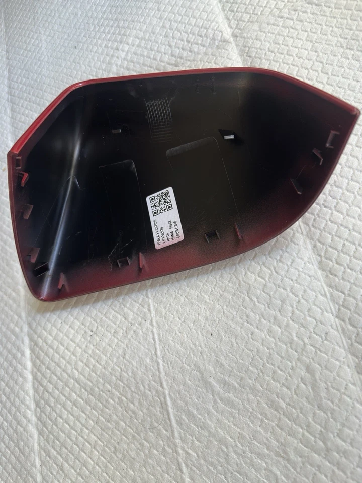 OEM 20-24 Tesla Model Y Passenger Right Side Mirror Skull Cap 1495594-00-A Black - Image 2 of 3