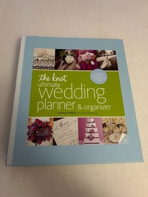 The Knot - Ultimate Wedding Planner & Organizer by Carly Roney (NEW)