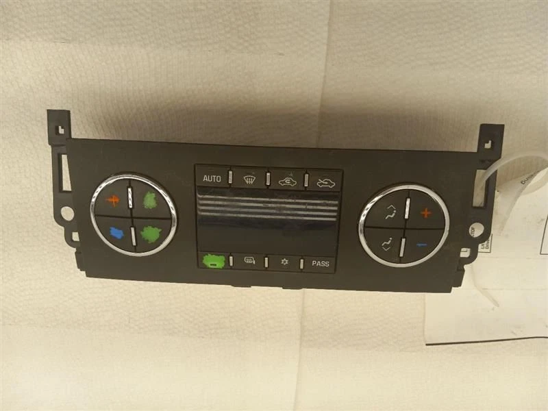 Temperature Control With AC Opt CJ2 10-11 GMC Sierra 1500 20878785 - Image 4 of 4