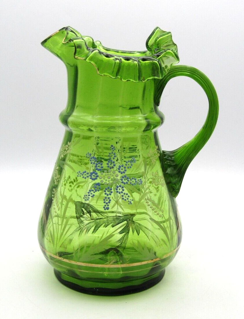 ANTIQUE VICTORIAN-ERA HAND BLOWN & HAND PAINTED RUFFLE TOP GREEN