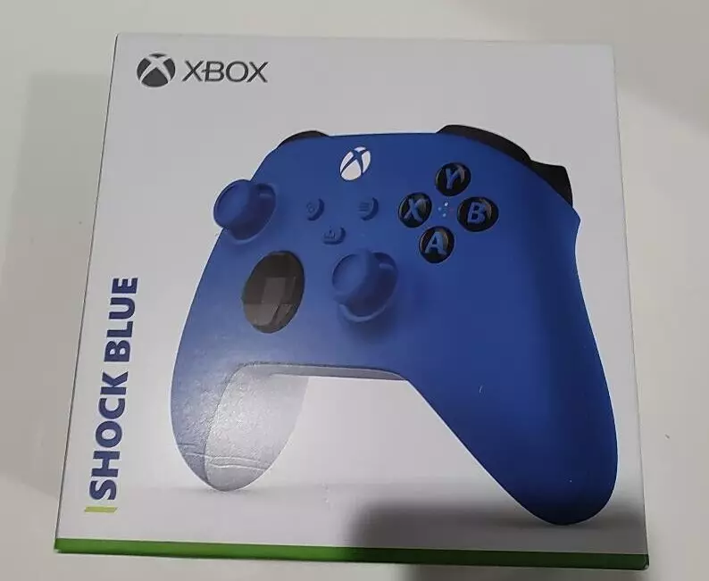 Controle joystick sem fio Microsoft Xbox Wireless Controller Series X, S  shock blue