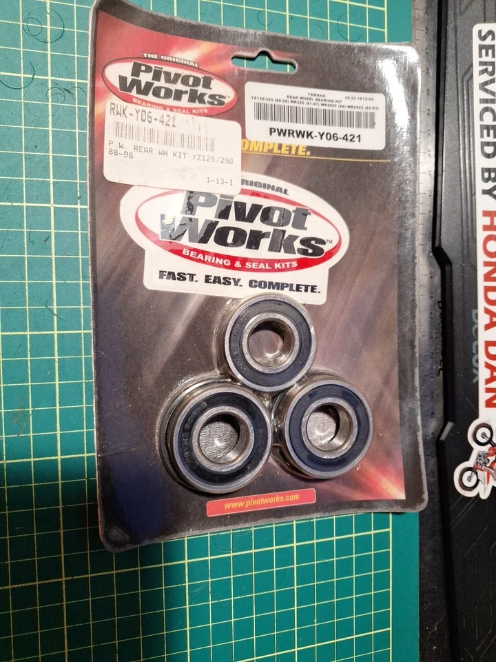 Rodamientos de rueda Yamaha YZ125/250 WR250 WR500 PWRK Y06-421 para 1988-98 125-500cc Foto 3 de 4