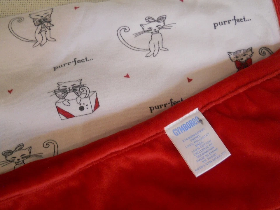 Gymboree 2004 Kitten Cat "Purr fect" Holiday red velvet like soft baby blanket - Image 2 of 4