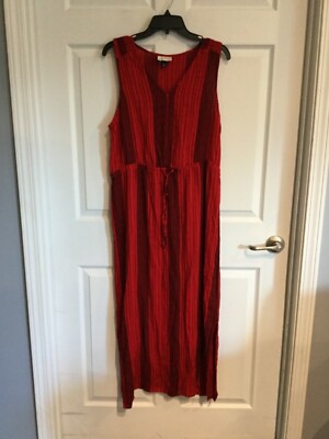 Universal Thread Women s X Large sleeveless v neck dress red black euc