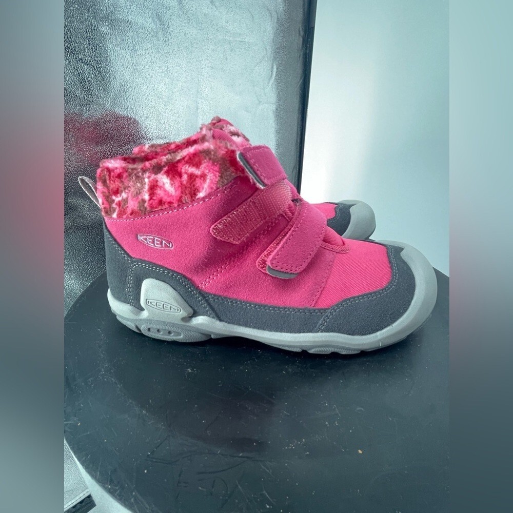 Stivali Keen bambina nuovi taglia 4 bambina rosa e grigio