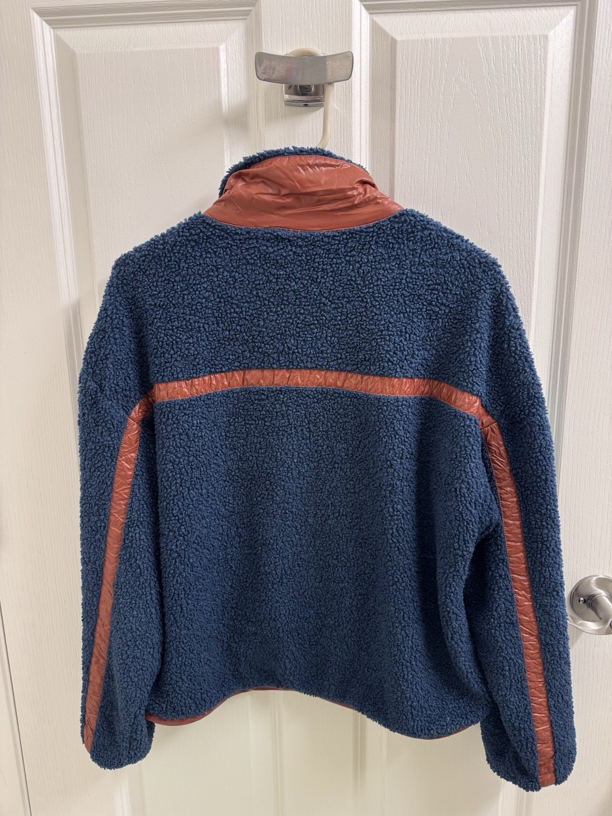 Fabletics Navy And Rust Pullover Size Small - image 2