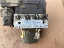 HYUNDAI I30  ABS PUMP & MODULE A6589-20500,  58920-A6210