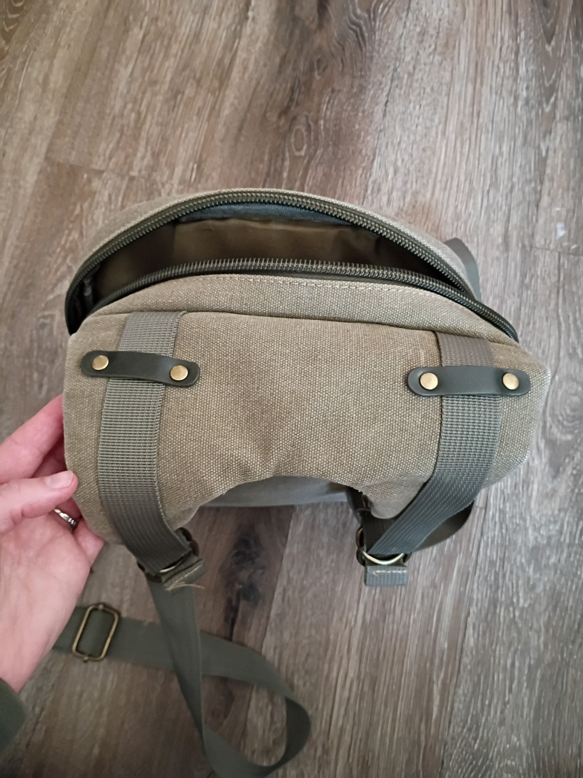 Triple Tree green Canvas Backpack - image 7