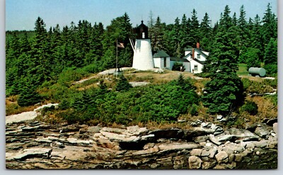Postcard Burnt Island Light House Boothbay Harbor Maine Unposted
