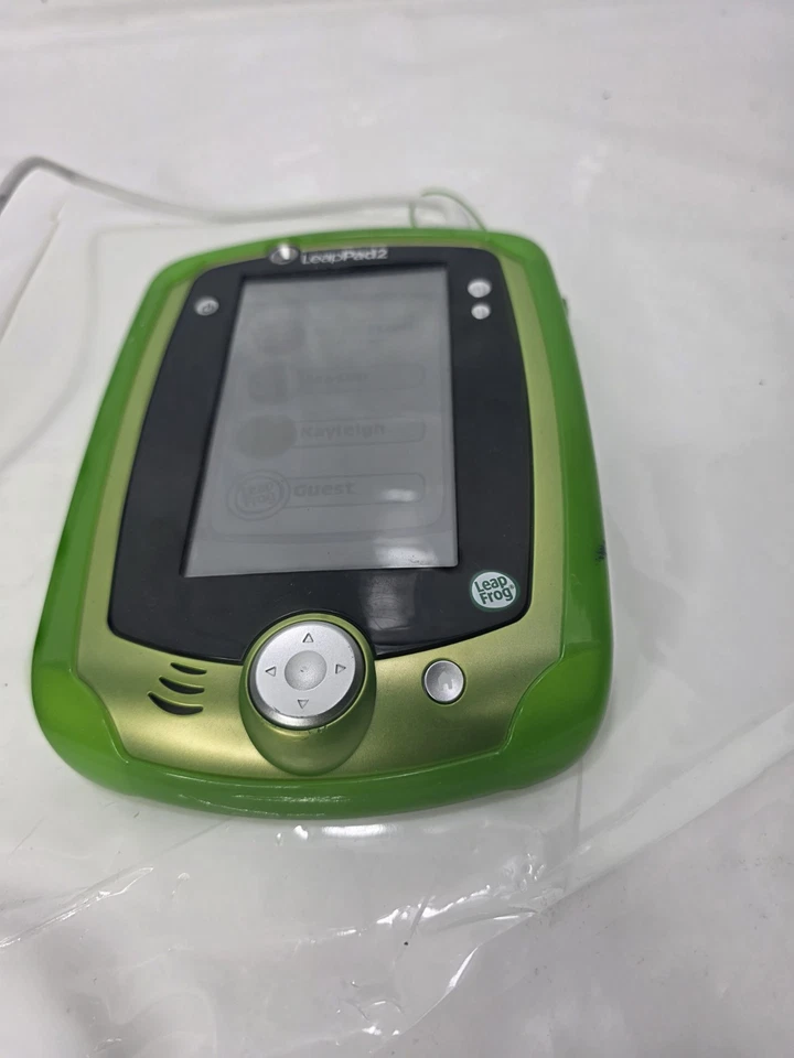LeapFrog, LeapPad 2 Power Learning Tablet, Green w/Rubber Sleeve [Tested] - Image 4 of 4