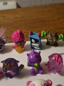 Hatchimals and More  19pcs Collectible Figures-Colorful RANDOM 