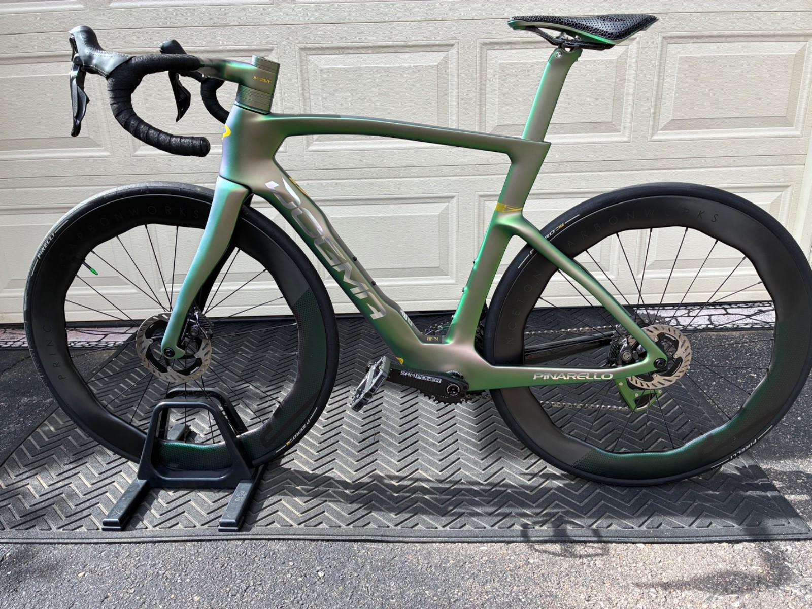 Pinarello Dogma 1K (1-OF-A-KIND) 2025 1/2