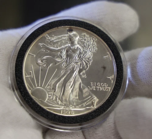 1996  US Silver Eagle $1 Nice Unc Better Year Dark Spots