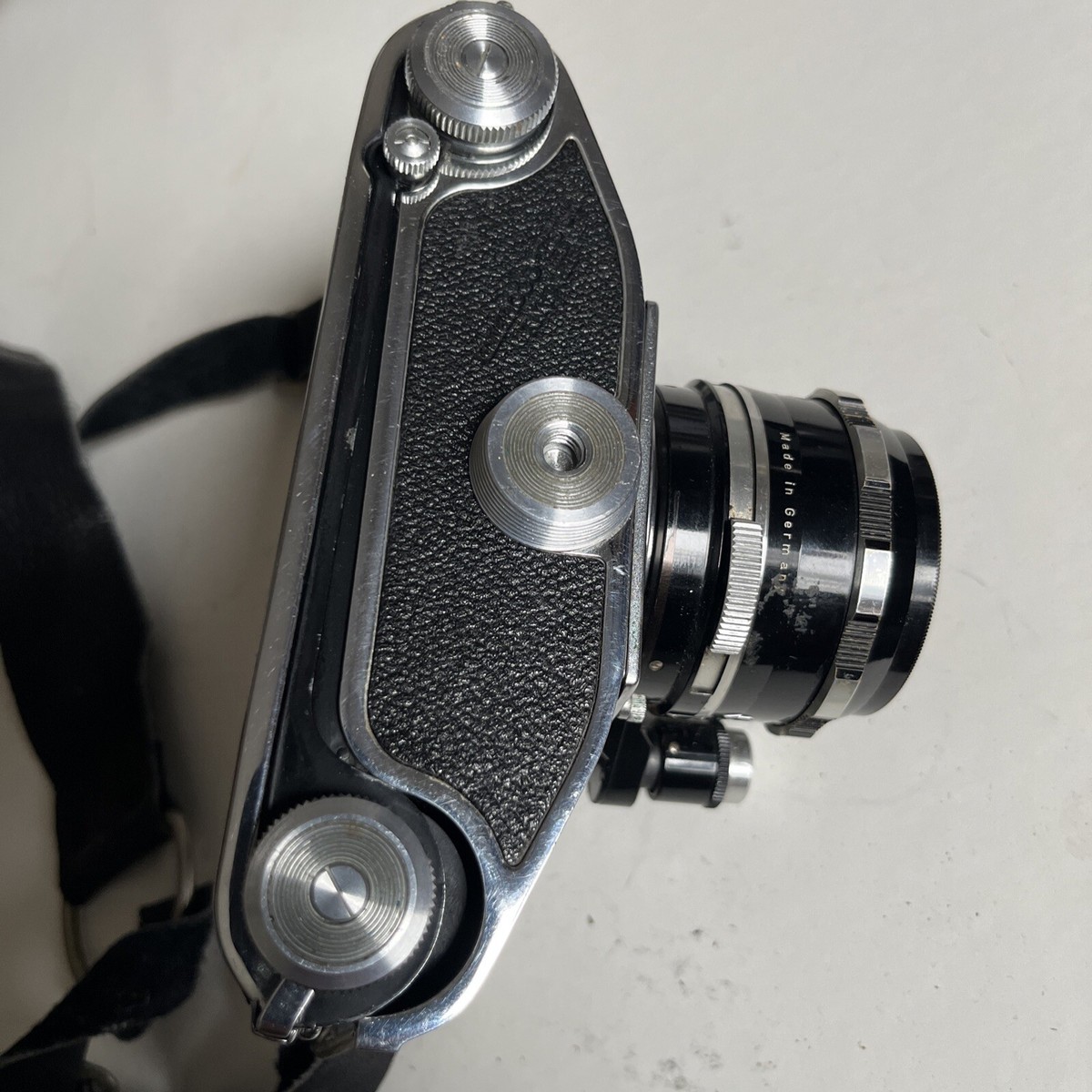 EXAKTA VAREX IIB 35mm SLR WITH CARL ZEISS f2 PANCOLAR ZEBRA LENS