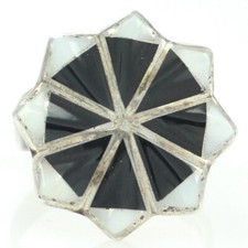 VINTAGE Sterling Silver Black Onyx Mother of Pearl Southwestern Ring Size 6
