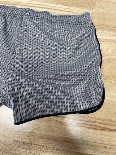 ASICS Brand Activewear Shorts 3M Women’s Size Medium NICE! - Picture 8 of 12