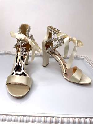 BADGLEY MISCHKA 9.5 WEDDING BRIDE EVER AFTER RHINESTONES RIBBON EVENING EUC $235