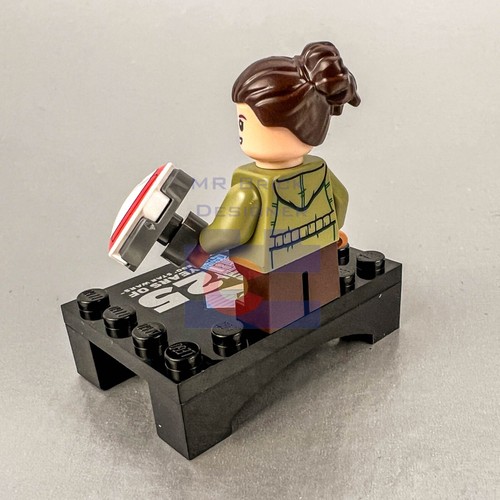 LEGO Star Wars - Minifigure giovane Leia - 75392 - 25° anniversario con supporto - Foto 5 di 5
