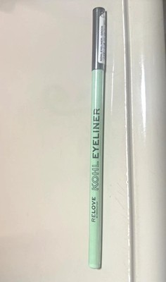 Relove by Revolution Relove Kohl Eyeliner Pencil Green Shade Model Kohl Eyeliner