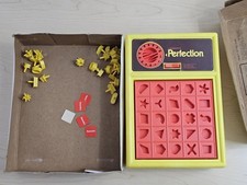 VINTAGE 1975 Perfection Board Game 8370 Lakeside Working Missing Cards