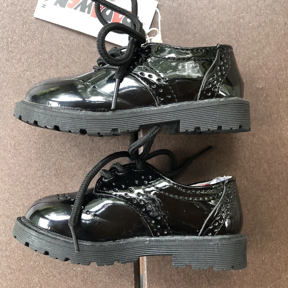NEW Dadawen Black Patent Leather High Gloss Toddler Shoes Size 21 / USA 5.5 - Image 4 of 4