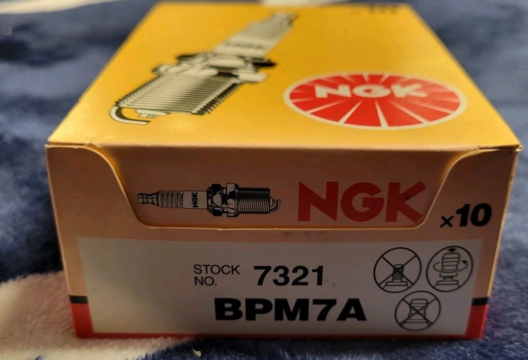 NGK  7321 BPM7A Spark Plug 10pk Individually Boxed Small Engine NOS Free Ship