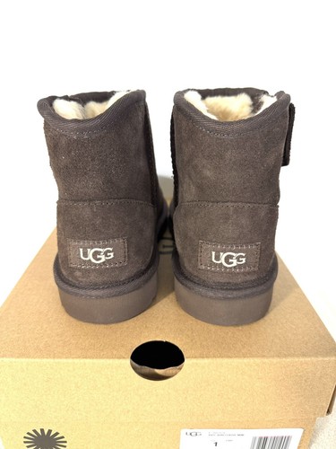 Mini Bota UGG Niños Adri Clásica Marrón Chocolate Talla 1 Nueva en Caja Nueva Sin Caja - Imagen 3 de 12