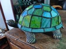 FABULOUS VINTAGE BRONZE AND STAINED GLASS TURTLE DESK LAMP 4 x 9 x 6 INCHES