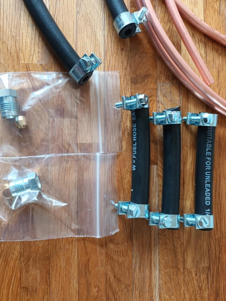 Triumph Herald 1360 Combustible Gasolina Tubería Set Kit Carburador Único 2113F! Foto 2 de 3