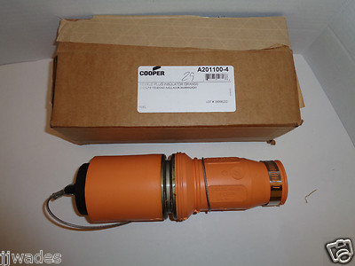 COOPER ROUGHNECK A201100-4 ORANGE FEMALE PLUG INSULATOR E1049 SERIES **NEW**