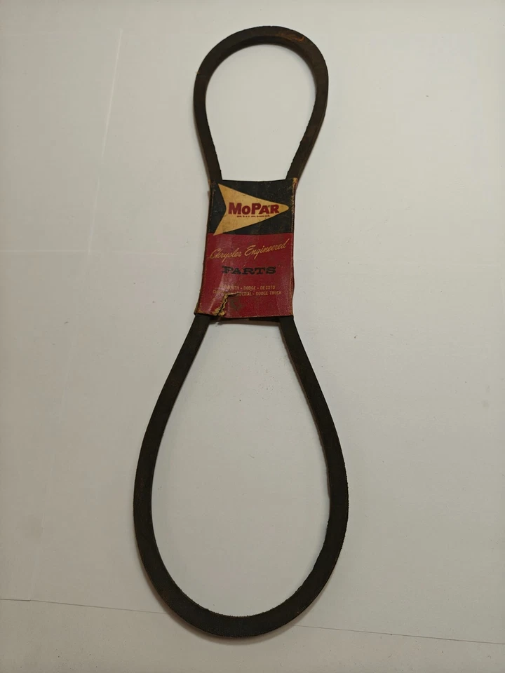 1956-1958 Chrysler New Yorker 300B Accessory Drive Fan Gaytes Belt 1557269 NOS. - Image 4 of 4