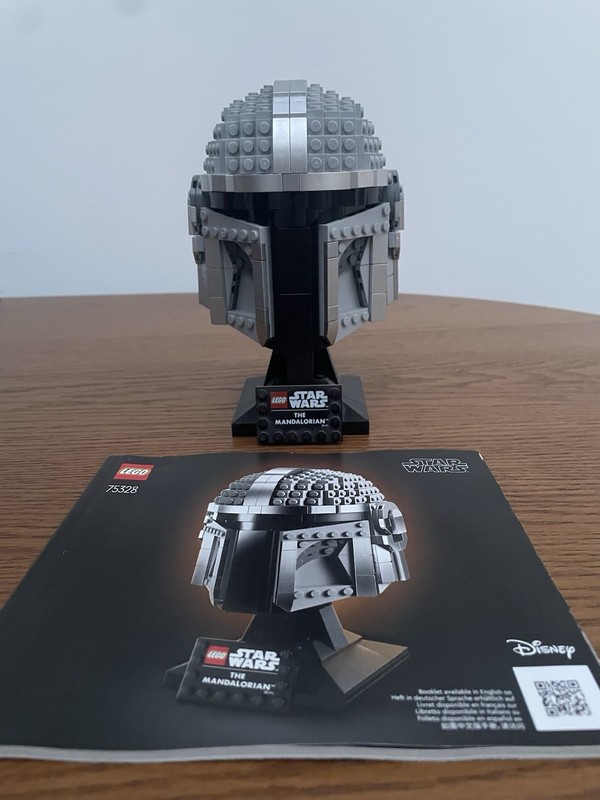 LEGO Star Wars Mandalorian Helmet Collection 75328 With Instructions