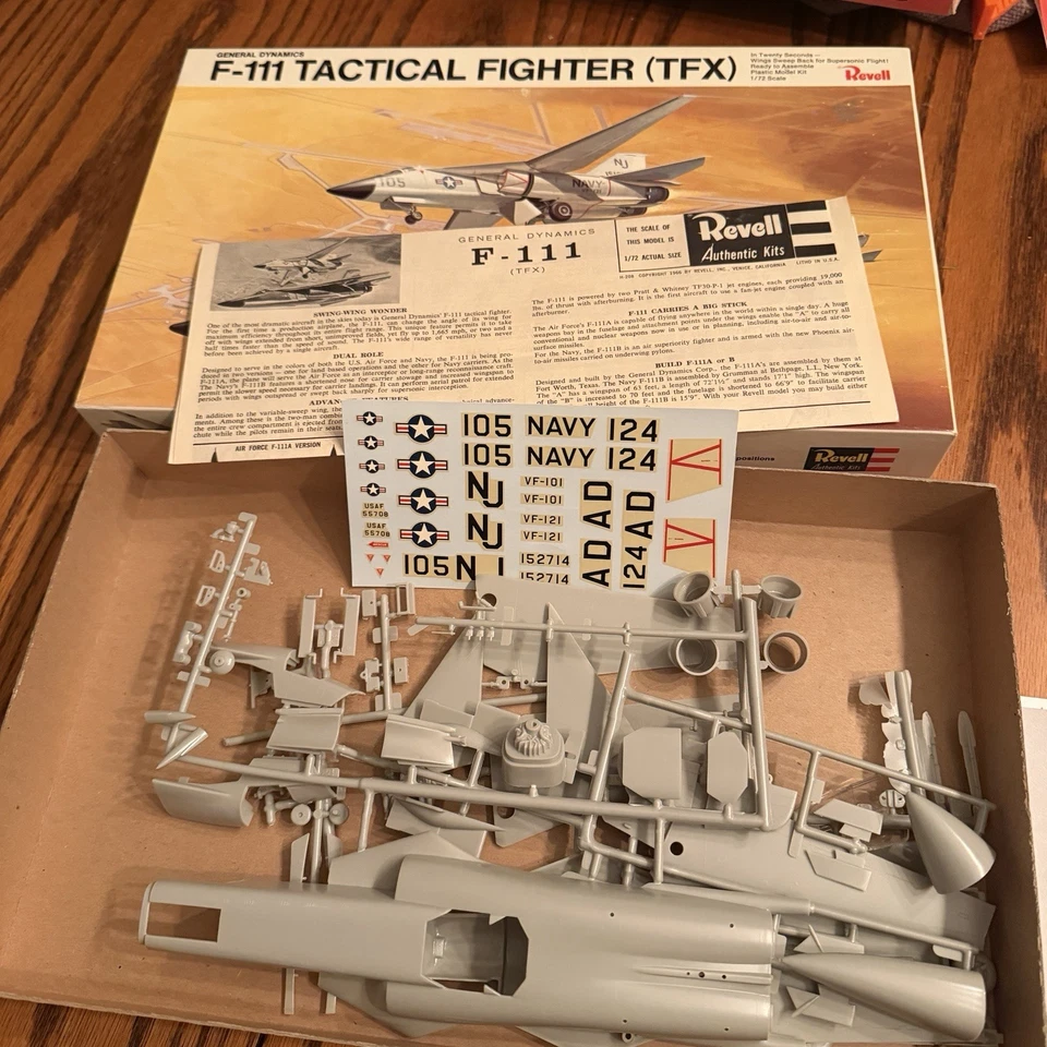 Revell F-111 TFX Tactical Fighter Plane 1:72 Model Kit 1966 #H-208:200 READ - Image 4 of 4