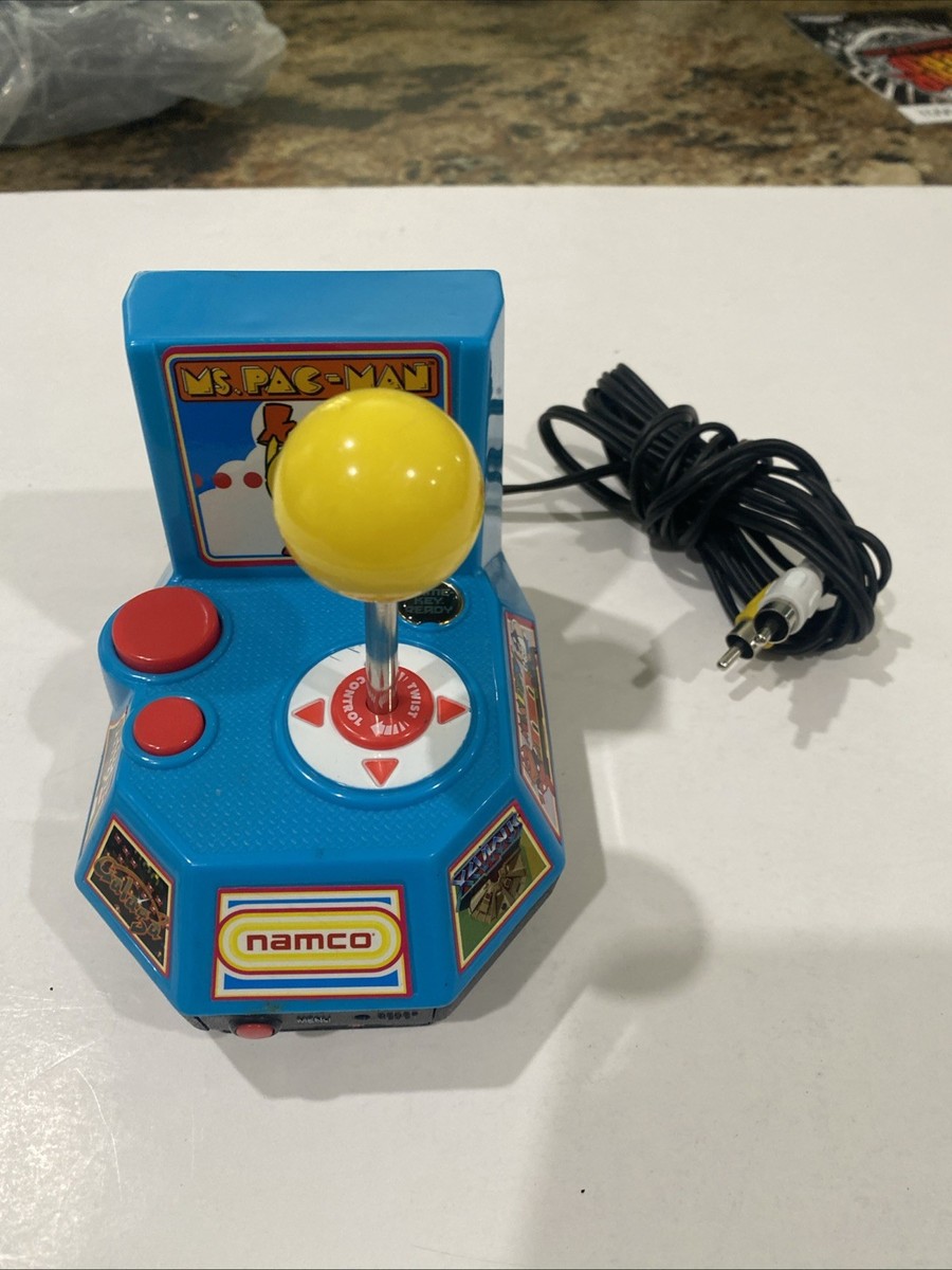 Namco 5-in-1 TV Plug N Play 2004 Jakks Pacific Ms Pac Man Arcade