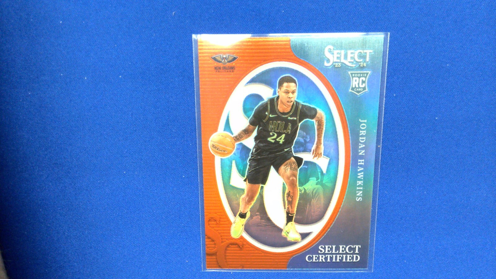 2023-24 Panini Select Jordan Hawkins Select Certified Red Prizm RC #17 Pelicans