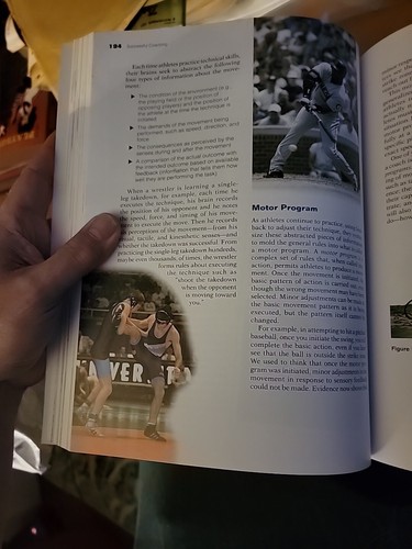Successful Coaching by Rainer Martens 2004, Trade Paperback - Picture 3 of 5
