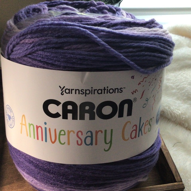 Yarnspirations Caron Anniversary Cakes Yarn Grape 35.3 oz 1061 yds for