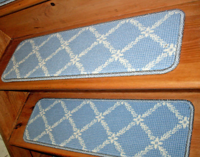 13 = Step  9'' x 29''  + Landing  27'' x 29'' Tufted carpet Wool  Stair Treads .