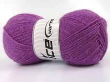 4-Skein Lot Sock Unicolor Yarn Superwash Wool 4x100g/420m Light Lilac