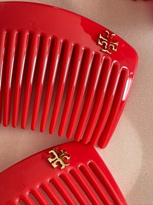 BN TORY BURCH HAIR COMB SET OF 2 Red WITH TORY LOGO | eBay display picture 1