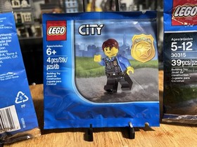 New LEGO City Polybag Set Lot 5000281 Chase McCain 30224 Lawn Mower 30315 Space