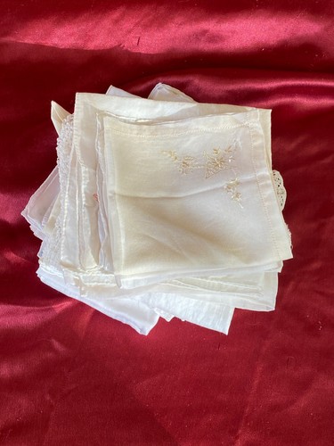Ladies Handkerchiefs hand-stitched beautiful patterns Lot of 27 antique/vintage