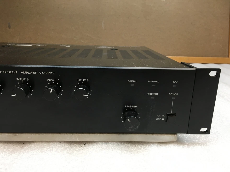 TOA 900 Series II A-912MK2 8-Channel Mixer Power Amplifier 180W See Description - Image 3 of 4
