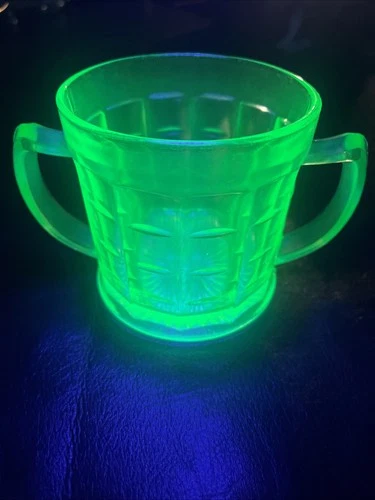 Hazel Atlas Green Depression Uranium Glass Colonial Block Sugar Bowl Cup Mug