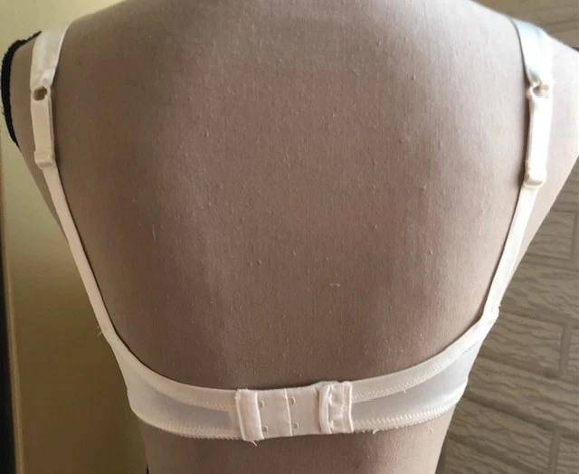 Cabernet Bra 34C Ivory Underwire Bra ~Excellent Pre-Owned Condition~ - Image 2 of 4