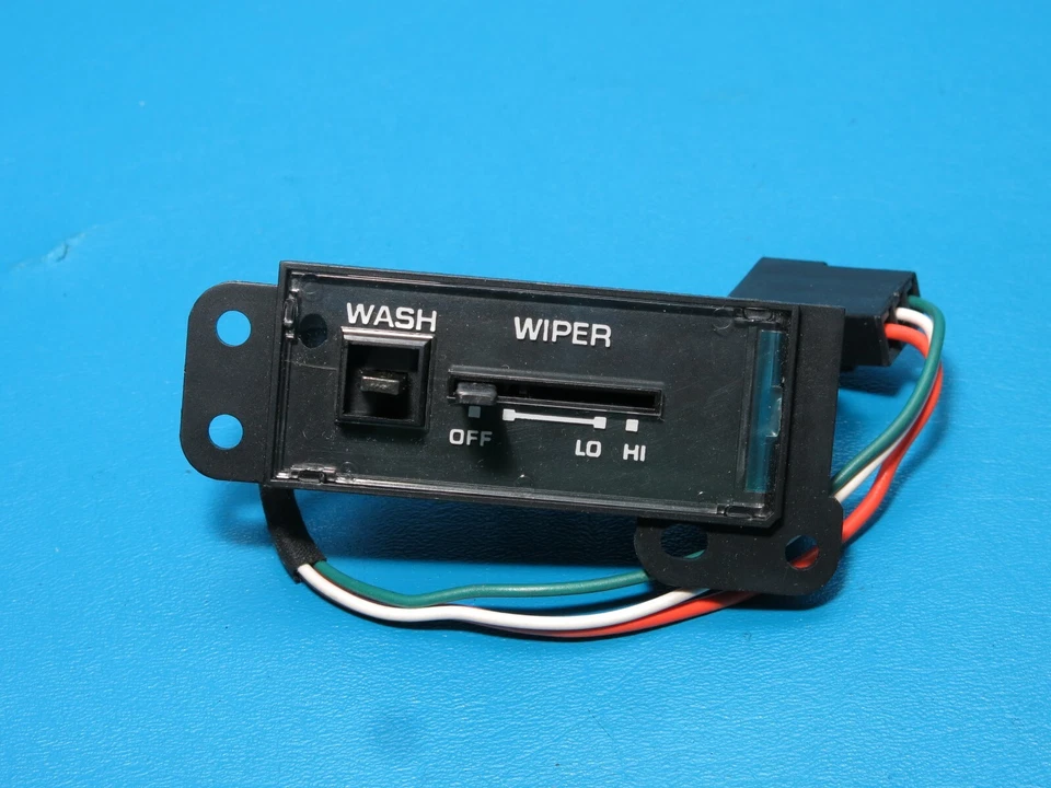 NOS GM 1977-1978 Oldsmobile Delta 88 98 Windshield Wiper Switch w/ Pulse 557254 - Image 2 of 4