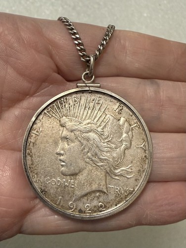 1922 PEACE DOLLAR US Silver Coin NECKLACE Sterling Silver Bezel & 24” Chain - Picture 4 of 12
