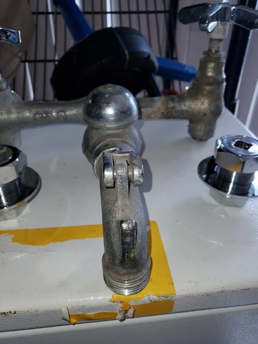 ProFlo PF1119 Wall Mounted Laundry Faucet - Picture 5 of 15